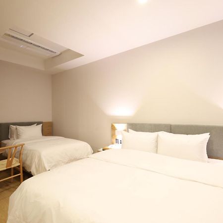 Hound Hotel Changwon Exterior photo