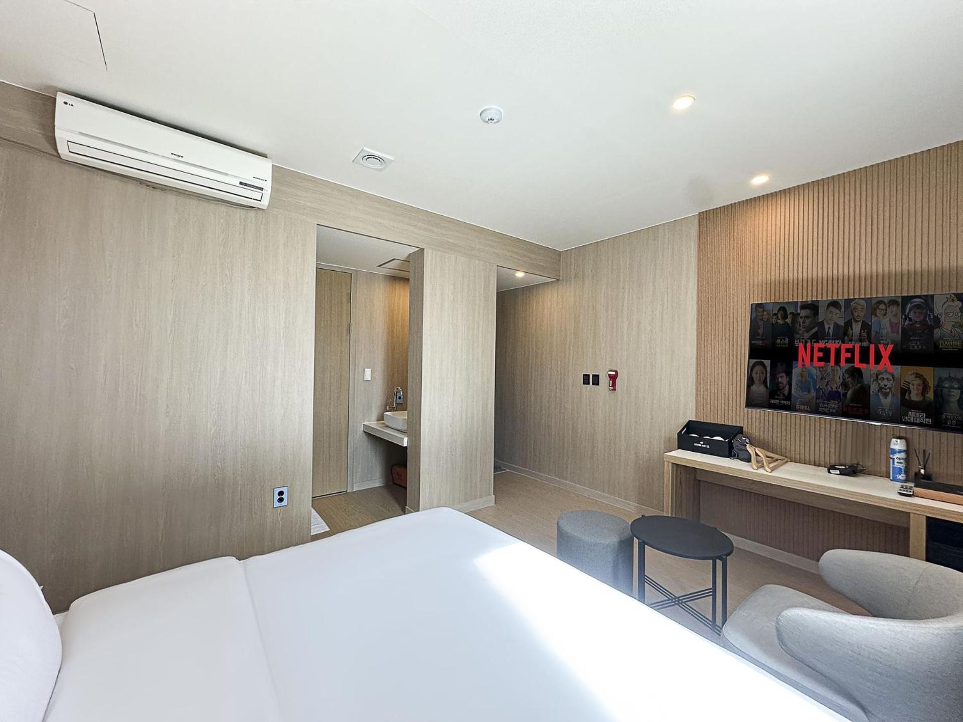 Hound Hotel Changwon Exterior photo