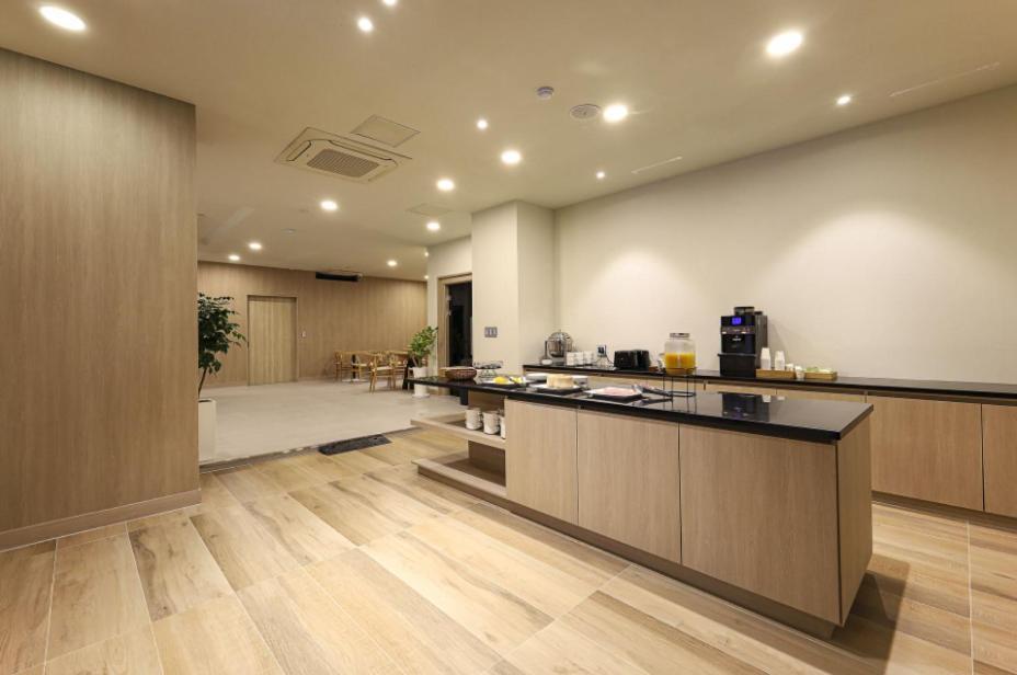 Hound Hotel Changwon Exterior photo