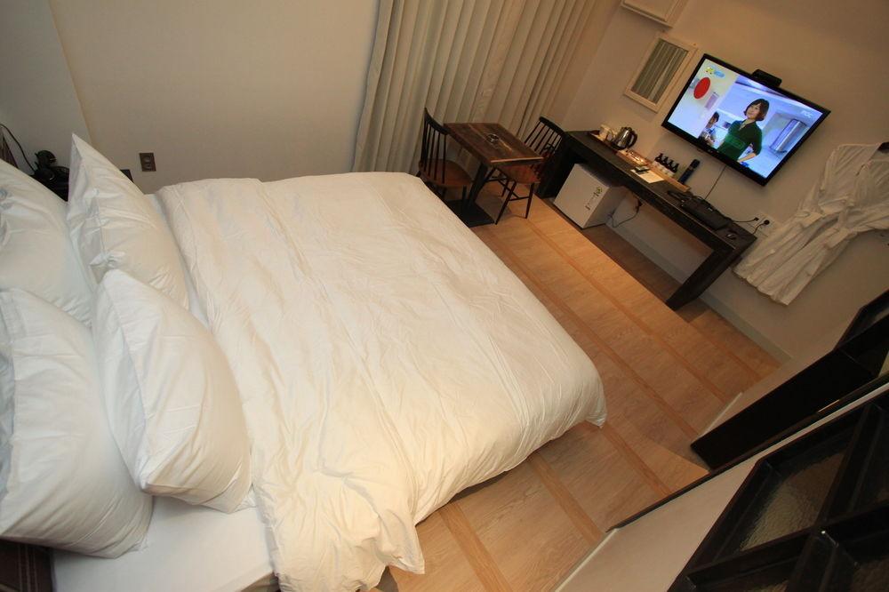 Hound Hotel Changwon Exterior photo