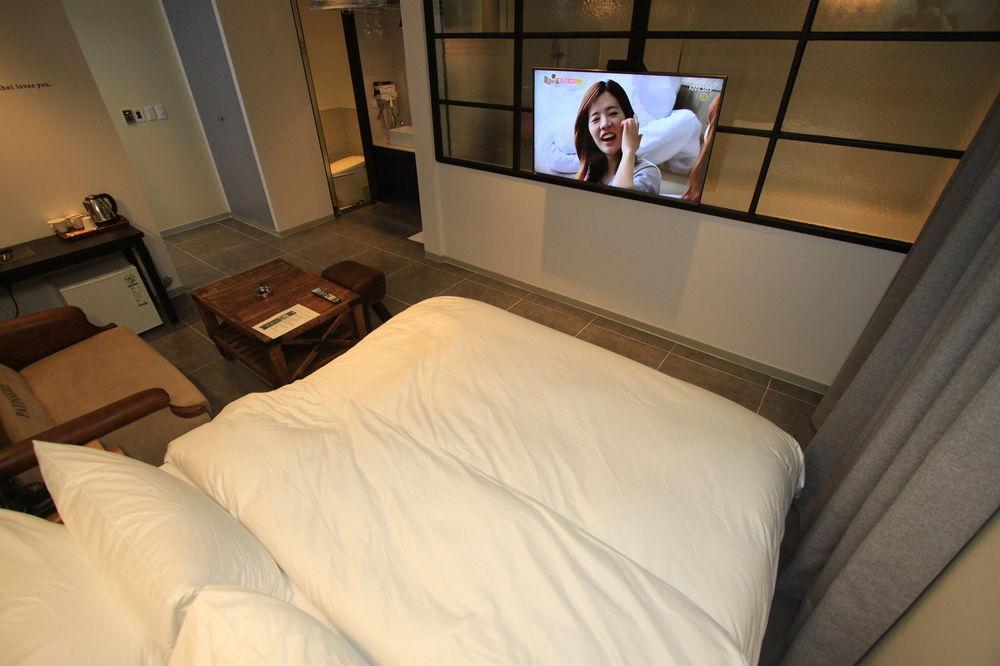 Hound Hotel Changwon Exterior photo