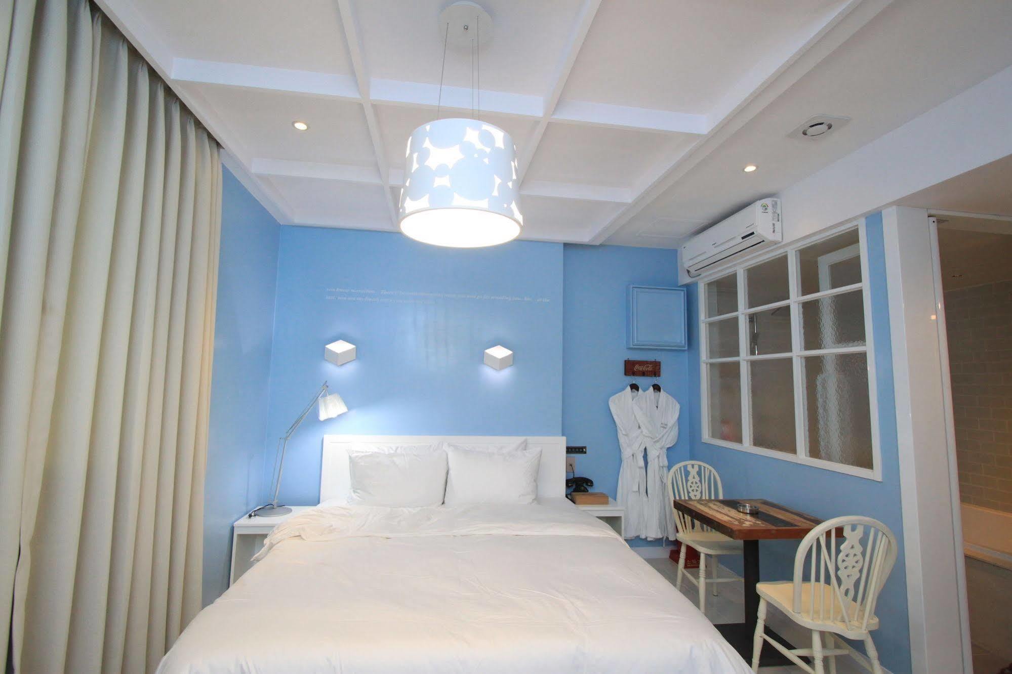 Hound Hotel Changwon Exterior photo